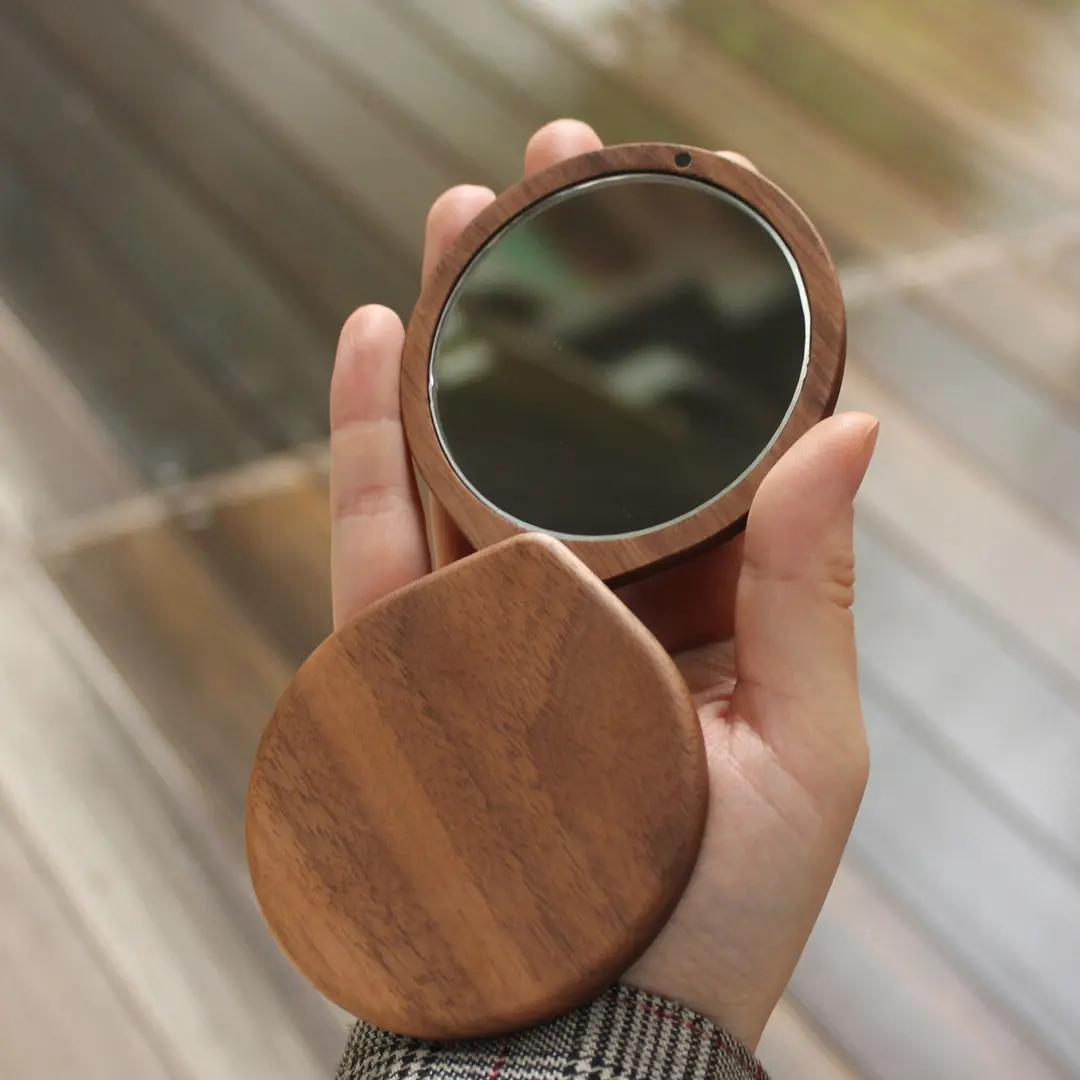 誕生日プレゼントに贈りたい人気の名入れアイテム！女性・男性・子ども