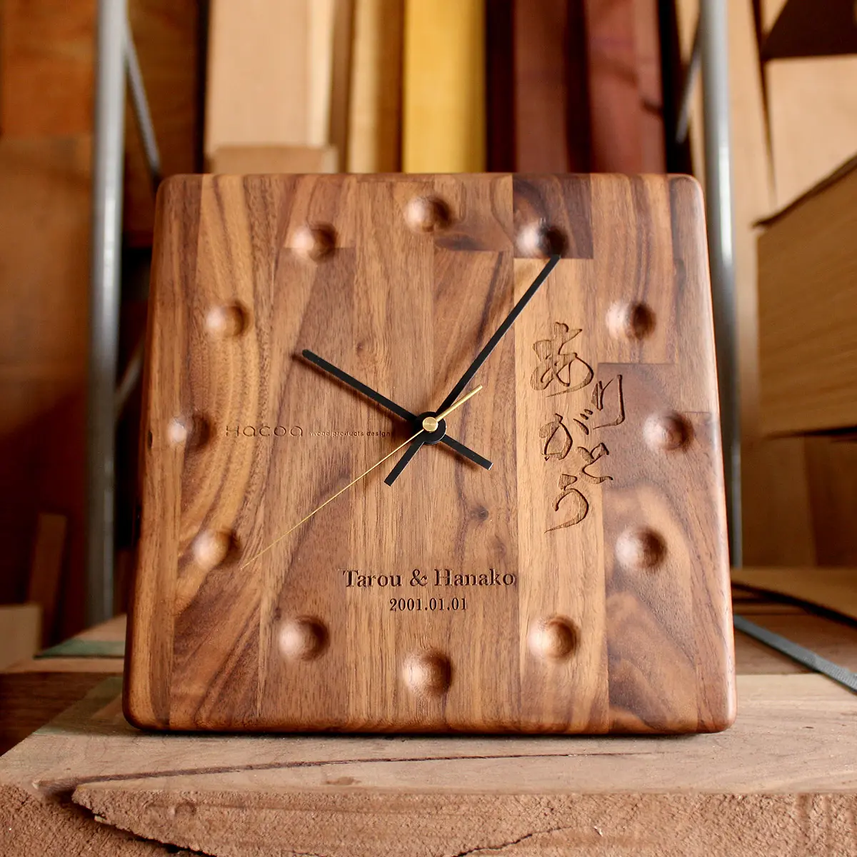 60歳】還暦祝い・父の日にピッタリ！おすすめの名入れ時計