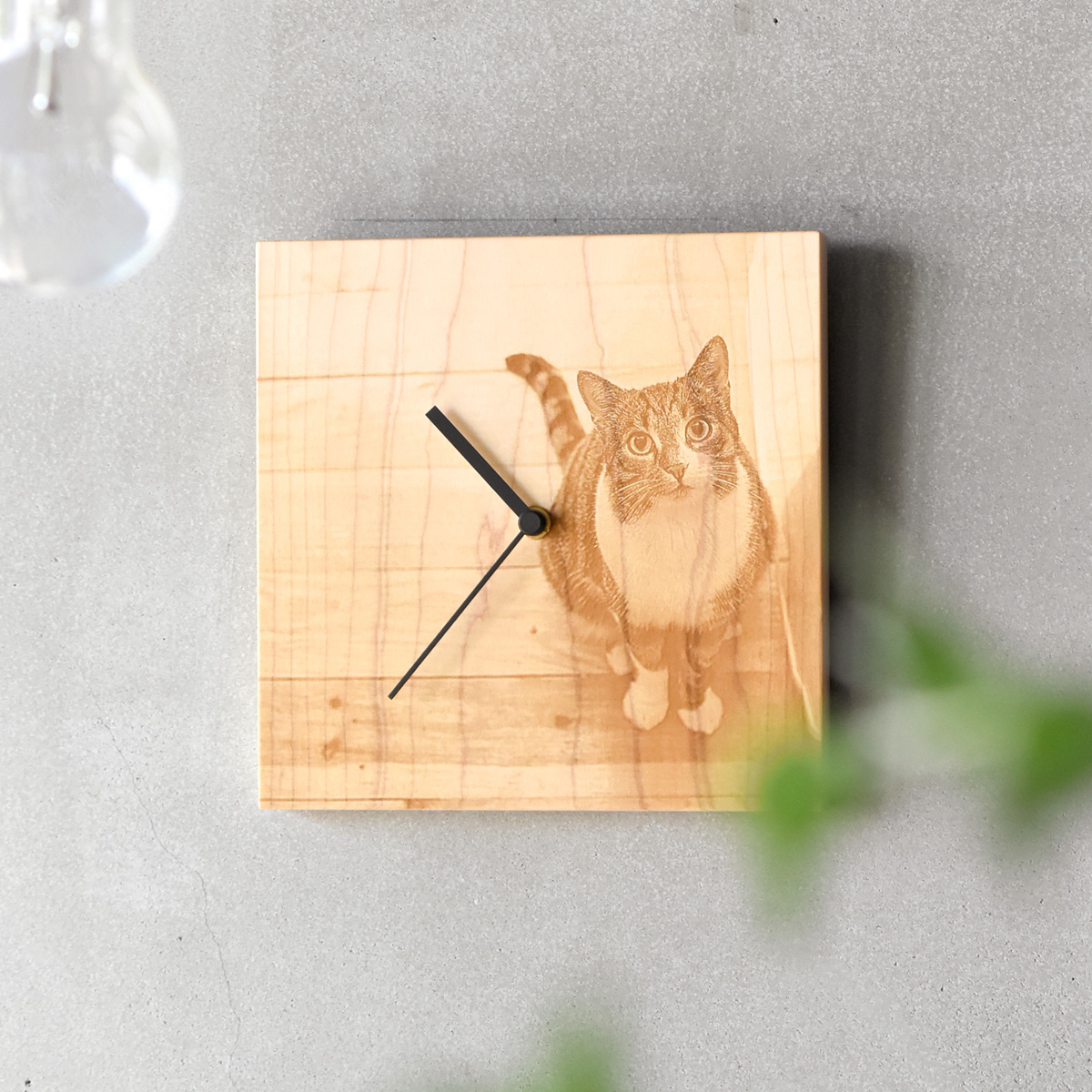 新商品 自由にデザインできる、自分だけの木製時計「Canvas Clock」