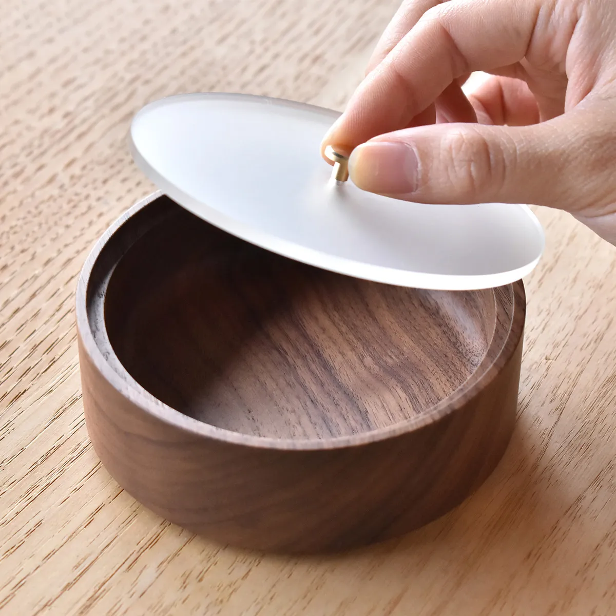 自分好みにカスタマイズできる「小物入れ」