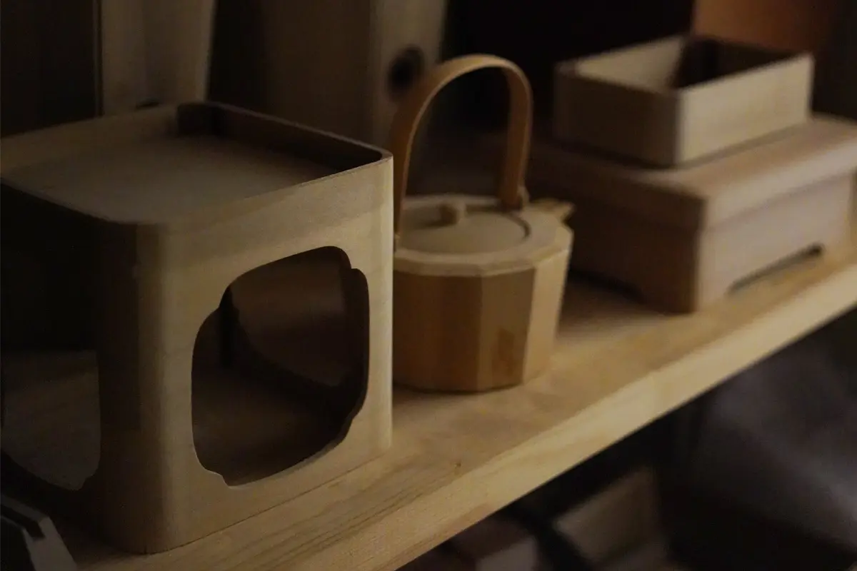 【新品】住友林業限定 HACOO 球形 置時計【外箱付】 新品】住友林業限定 HACOO 球形 置時計【外箱付】