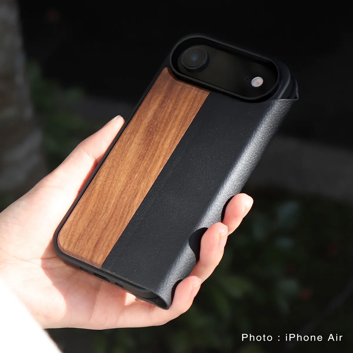 「iPhone Air FLIPCASE」木目が美しいiPhoneAir専用木製手帳型アイフォンケース【6.5インチ】
