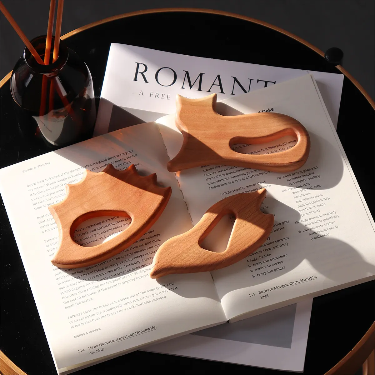 癒しのセルフケア習慣。 どうぶつモチーフの木製かっさ「WOODEN KASSA」