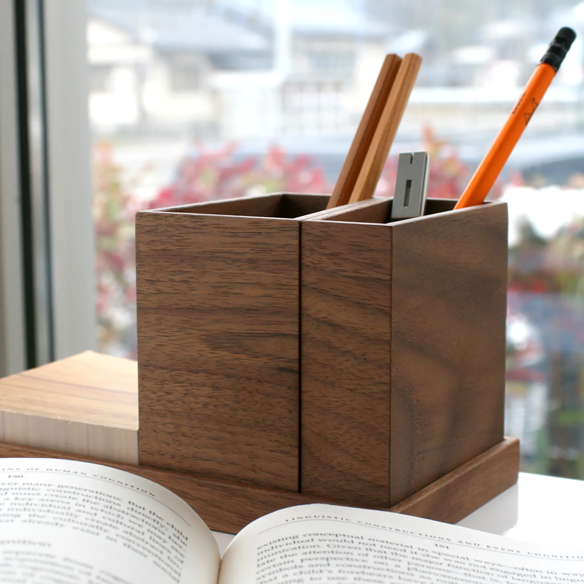 遠方から訪れて選んだ、名入れトレーセット