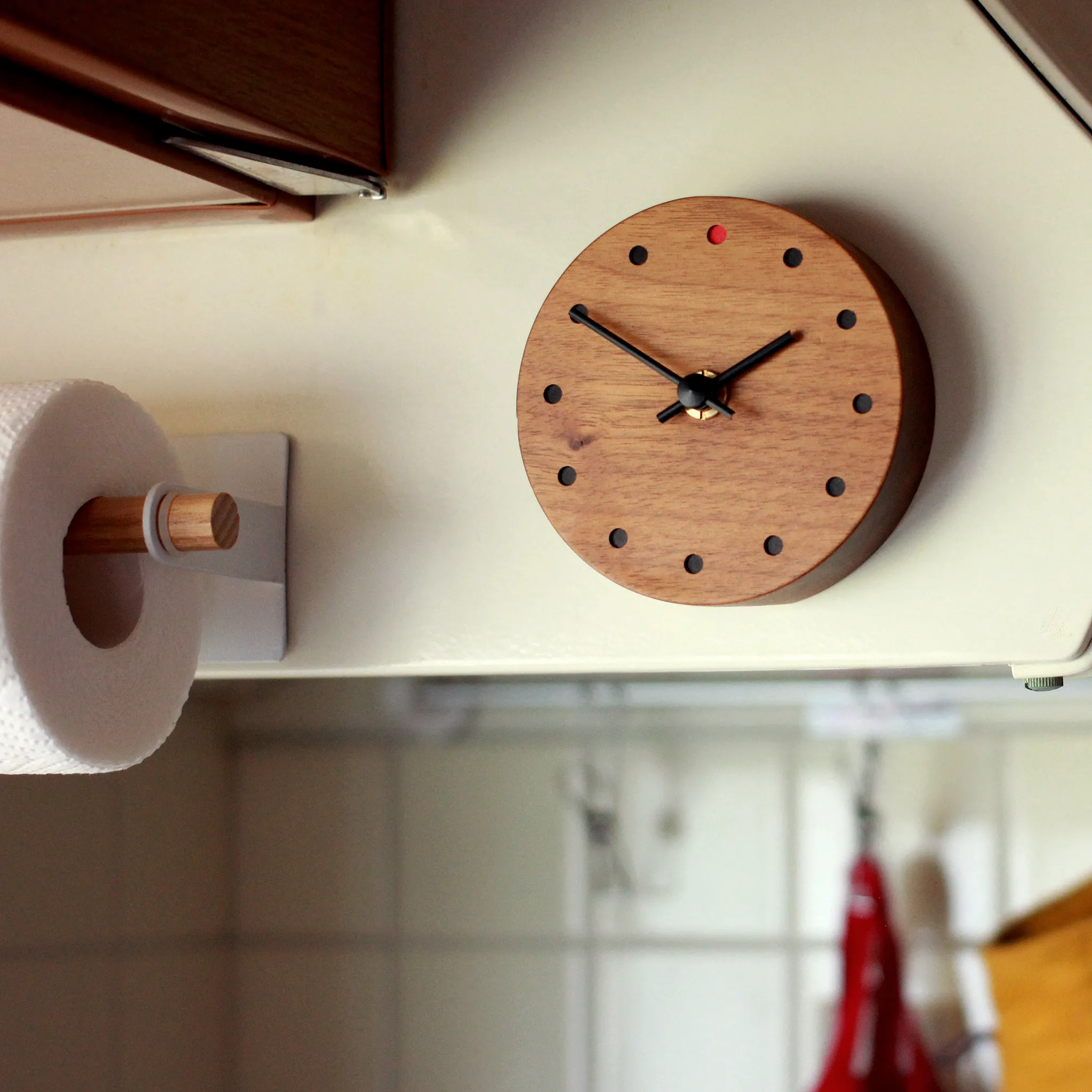 卓上・壁掛け両対応の時計