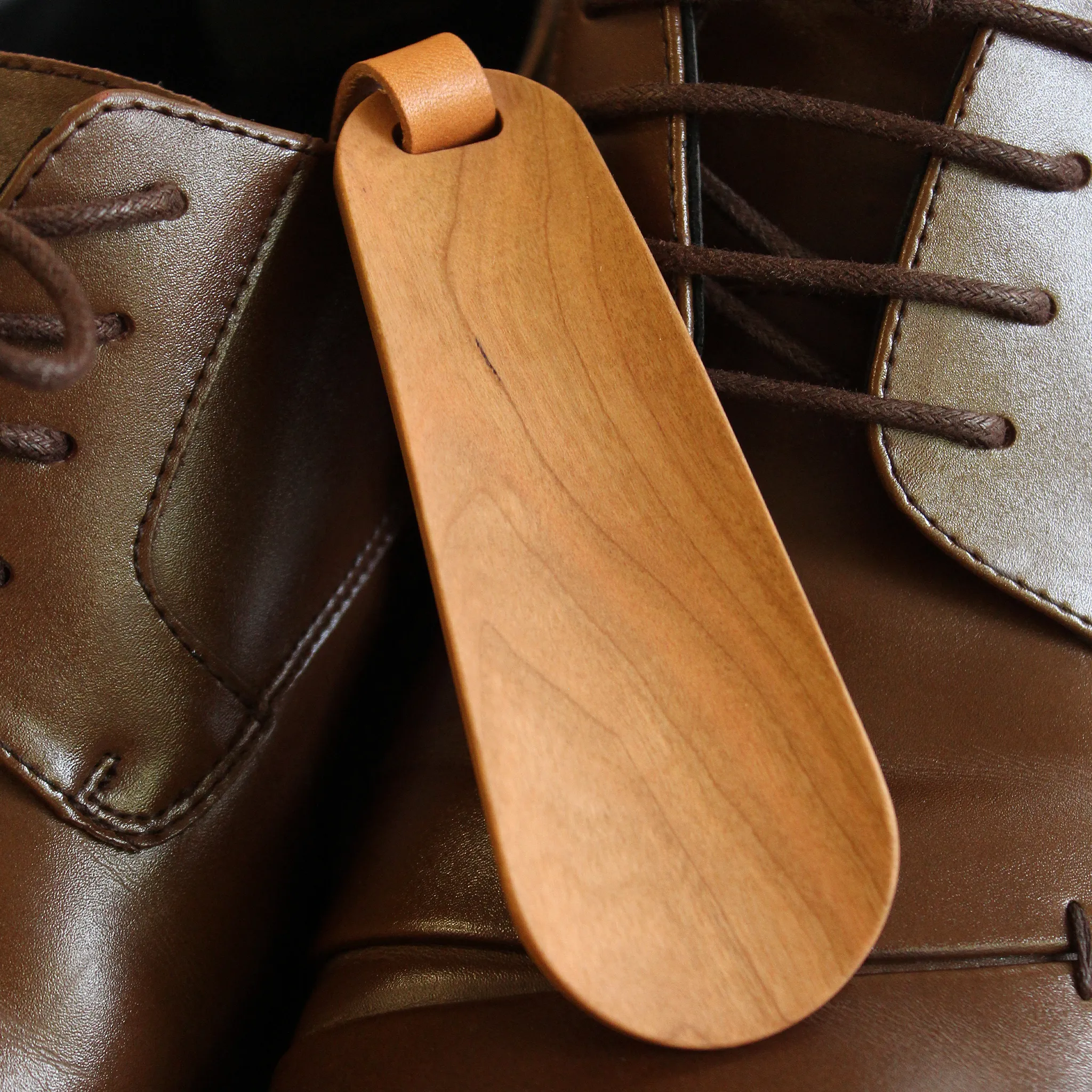 木製の携帯靴べらShoehorn Mini｜外出先で使う人の声と選び方