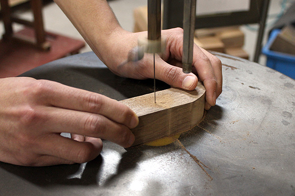 木製雑貨を作る道具、糸鋸（いとのこ）