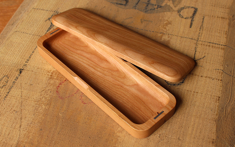 機能とデザイン性を備えたおしゃれな木製筆箱 ペンケース Pen Case Gentle おしゃれな木の北欧風雑貨 Iphoneケース 木製名刺入れのブランド Hacoa