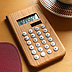 木製のソーラー電卓